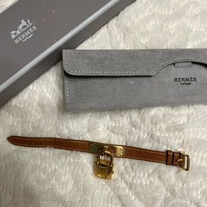 💯 Authentic Kelly Hermès Watch 💖